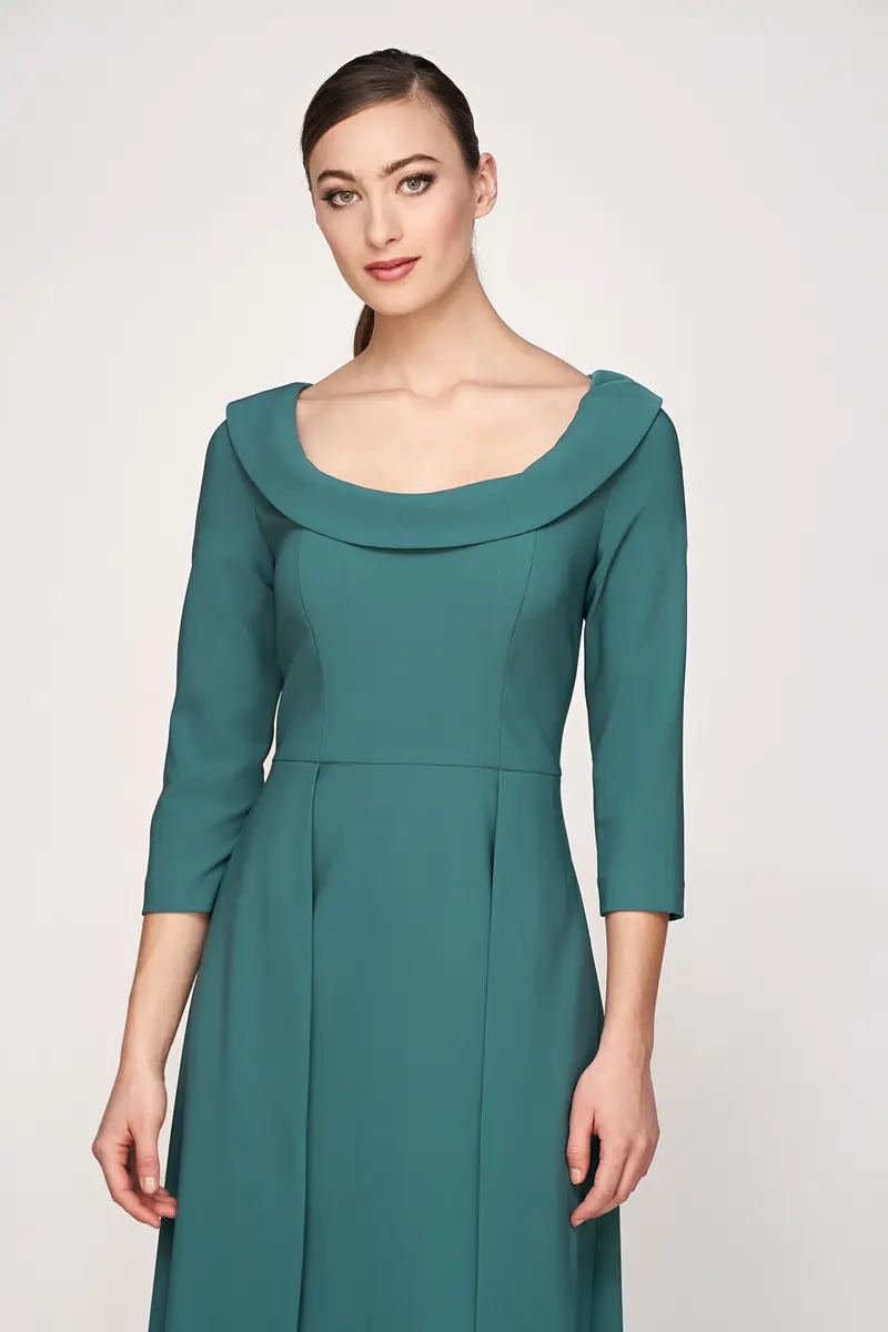 Arwen Walk Thru Gown 2