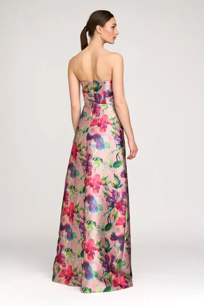 Marilyn Walk Thru Gown 2